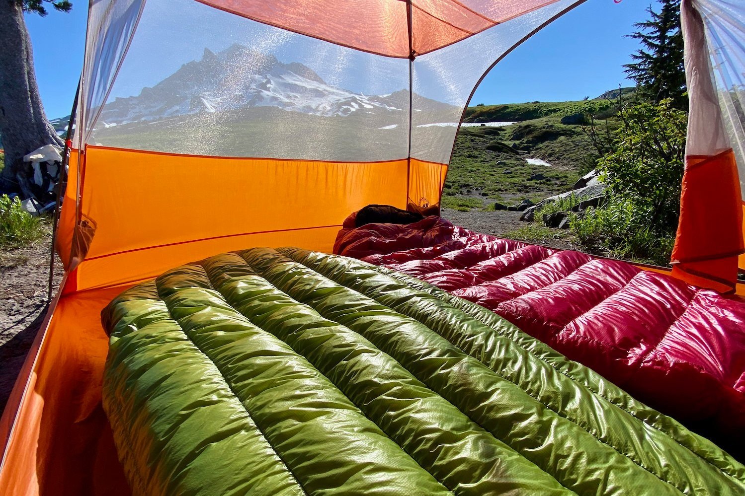10 Best Backpacking Quilts of 2022 — CleverHiker | Backpacking